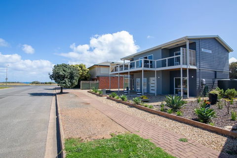 Xanadu - Aldinga Beach - Phillip Island Accommodation 1
