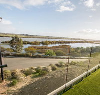 Serenity and sweeping Murray River views - Phillip Island Accommodation