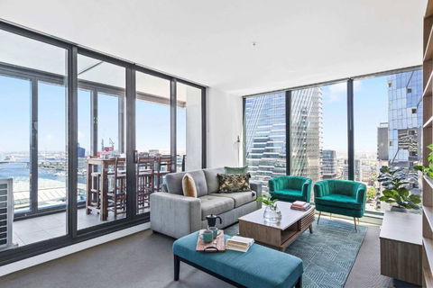 A Cozy 2BR Apt With Harbour Views And FREE Parking - Phillip Island Accommodation 1