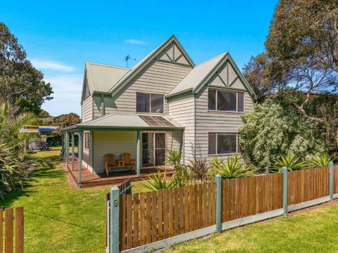 A La Plage - Phillip Island Accommodation 0