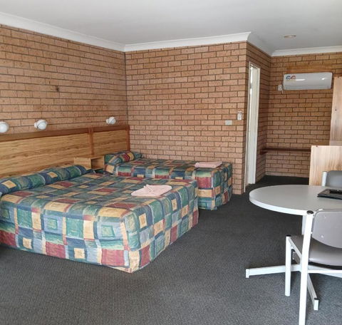 Aaron Inn Motel - Phillip Island Accommodation 1