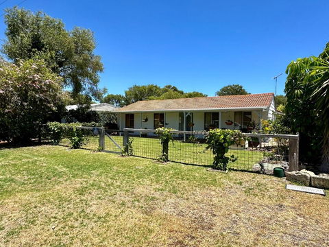 Abbey Beach Fun By The Sea - Phillip Island Accommodation 0