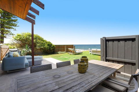 Absolute Beachfront Luxury In Narrabeen - Phillip Island Accommodation 2