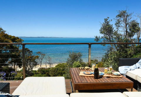 Absolute Beachfront - Phillip Island Accommodation 2