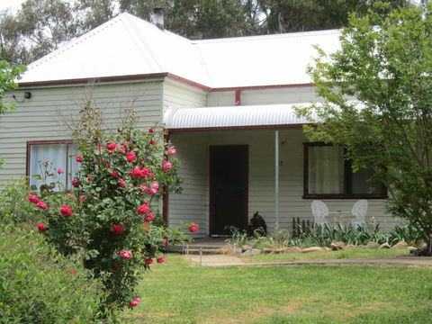 Acacia Cottage - Phillip Island Accommodation 0