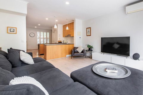 Ace Your Stay - Pool, Gym & Tennis In One Place! - Phillip Island Accommodation 4