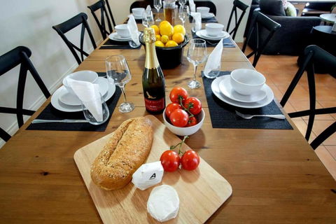 Adelaide Hills 4 Bed Home Near Hahndorf Mt Barker - Phillip Island Accommodation 2