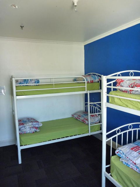 Adelaide Travellers Inn Backpackers Hostel - Phillip Island Accommodation 2