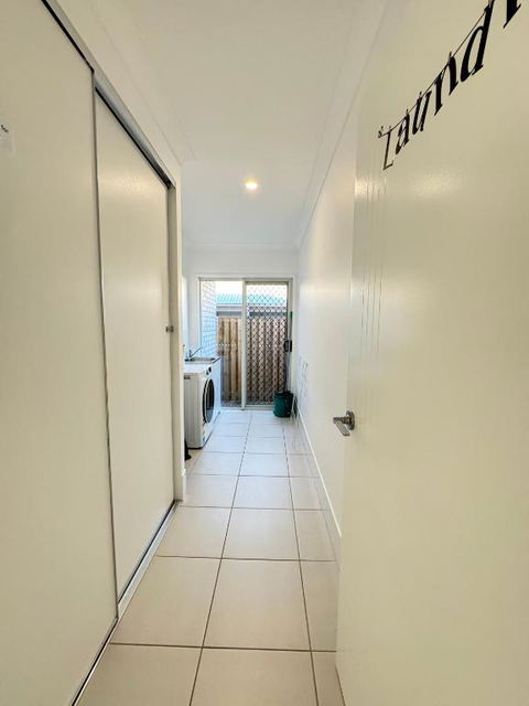 Absolute Familial Paradise- Greenbank - Phillip Island Accommodation 4