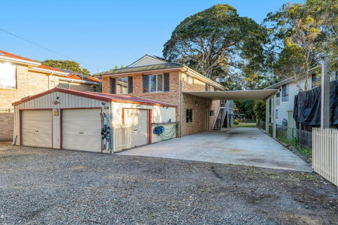 Absolute Waterfront - Phillip Island Accommodation 1