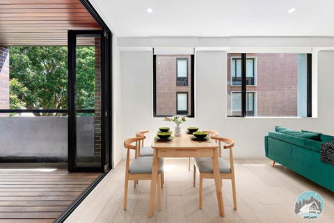 Aircabin - Five Dock - Stylish 2-Bed Apt Near Bay - Phillip Island Accommodation 0