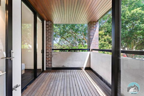 Aircabin - Five Dock - Stylish 2-Bed Apt Near Bay - Phillip Island Accommodation 3