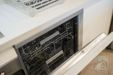 Aircabin - Gladesville - Modern Stylish 1 Bed Apt - Phillip Island Accommodation 2