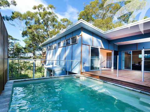 Akama - Phillip Island Accommodation 0