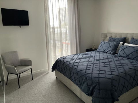 AKS Honeysuckle - Phillip Island Accommodation 3