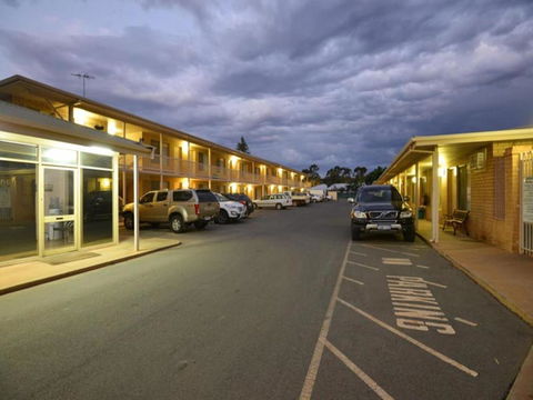 Albion Hotel - Phillip Island Accommodation 3