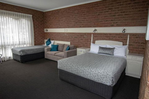 Albury Townhouse Motel - Phillip Island Accommodation 2