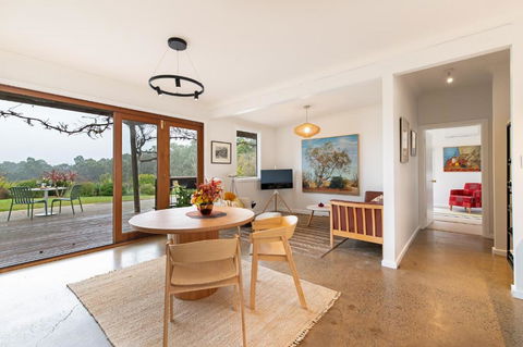 Alluca Villa McLaren Vale Vineyard Escape - Phillip Island Accommodation 0