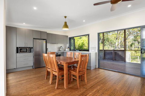 Aloha Kioloa - Phillip Island Accommodation 3