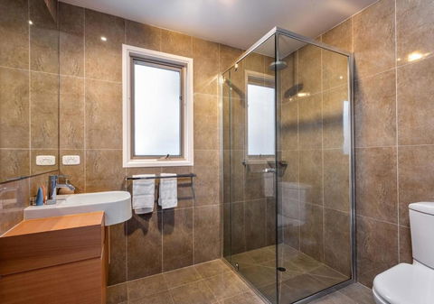 Alpenglow - Phillip Island Accommodation 3