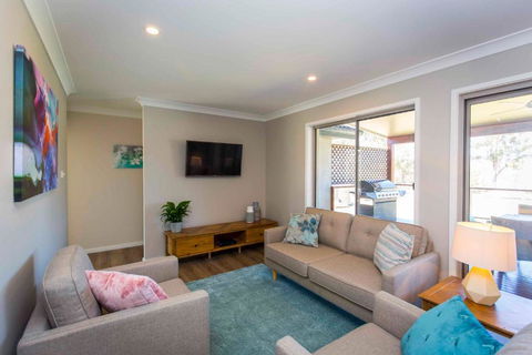 Amani - Phillip Island Accommodation 4