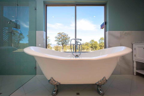 Amani - Phillip Island Accommodation 2