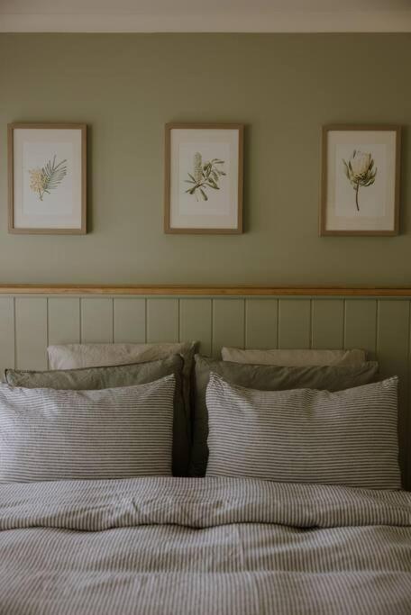 Amarela Haus - Calming Retreat Within Oceans Reach - Phillip Island Accommodation 0