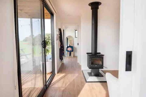 Amaroo - Phillip Island Accommodation 3