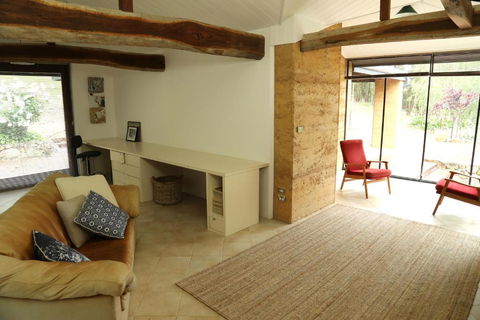 Anagama House & Studio - Phillip Island Accommodation 1