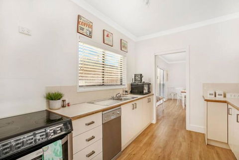 Arborea Country Holiday House Catering For 14 To 16 Guests In The Heart Of Bowral - Phillip Island Accommodation 4