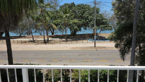 Arcadia Beach Unit 4 - Phillip Island Accommodation 0