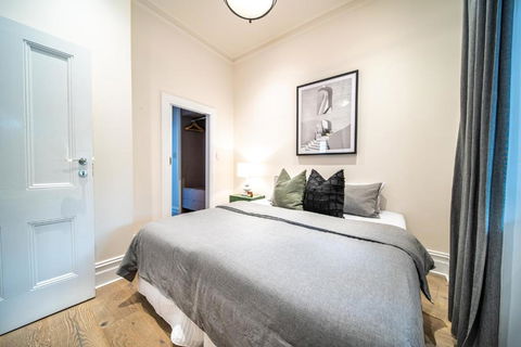 Archer St Heart Of North Adelaide Balcony 65TV - Phillip Island Accommodation 4