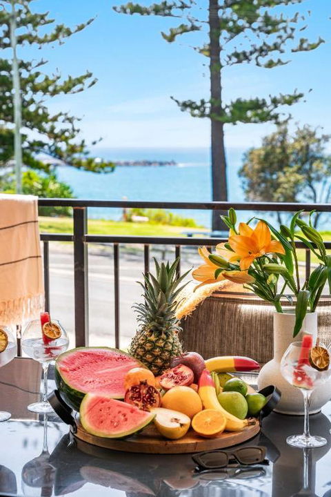 Arcoola 2 - Views Over Main Beach - Phillip Island Accommodation 4