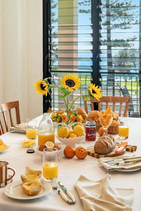 Arcoola 2 - Views Over Main Beach - Phillip Island Accommodation 3