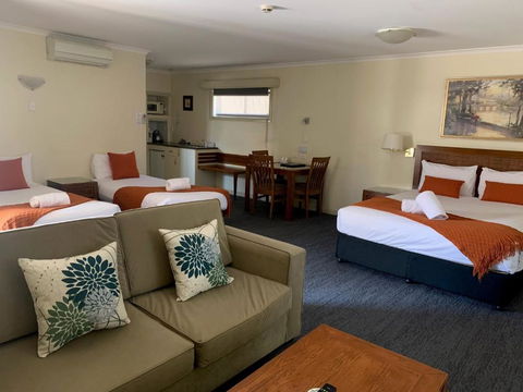 Armidale Pines Motel - Phillip Island Accommodation 4