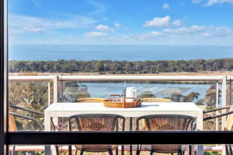 Arrawong - Phillip Island Accommodation 1