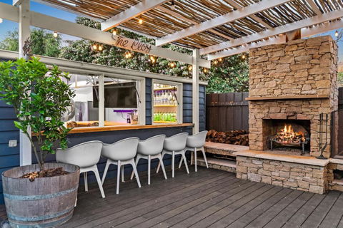 Aspendale Beach House - Phillip Island Accommodation 3