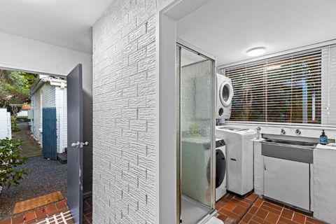 Aspendale Beach House - Phillip Island Accommodation 4