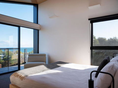 Atelier - Phillip Island Accommodation 2