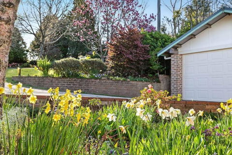 Azimuth - Spacious Family Retreat With City Views - Phillip Island Accommodation 2