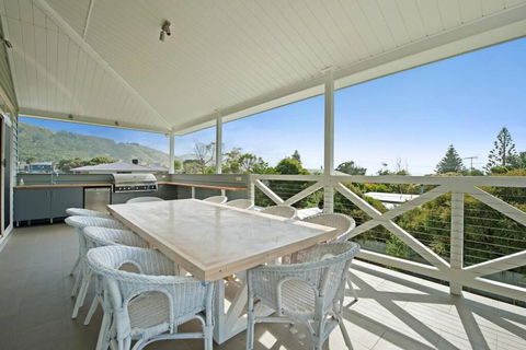 Apollo Bay Oceanview Mountain Retreat, Pet Friendly, EV Station, Fireplace - Phillip Island Accommodation 0
