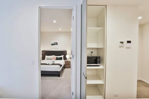 Australia108 Stylish Apartments Southbank LaMaison - Phillip Island Accommodation 4