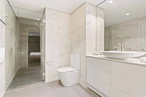 B208S - The Waverton Escape - Phillip Island Accommodation 4