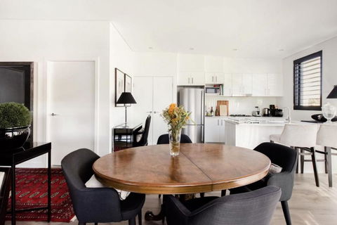 B312S - Luxury Waverton Apartment - Phillip Island Accommodation 2