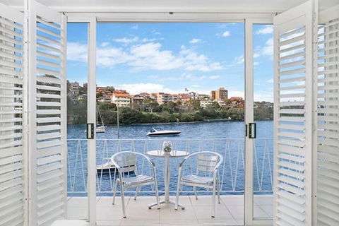 BADEN - Absolute Water Front Sydney Harbour Studio - Phillip Island Accommodation 0