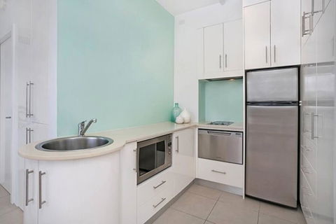 BADEN - Absolute Water Front Sydney Harbour Studio - Phillip Island Accommodation 2
