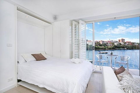 BADEN - Absolute Water Front Sydney Harbour Studio - Phillip Island Accommodation 3
