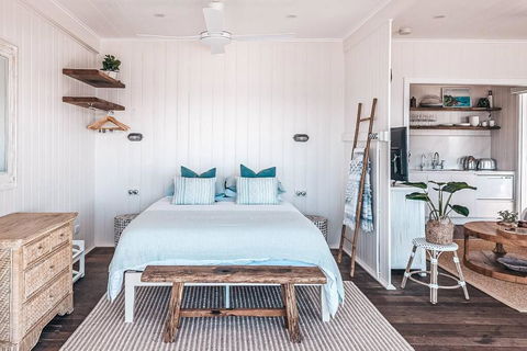 BAY PROPERTIES . Beach House Studio - Phillip Island Accommodation 4