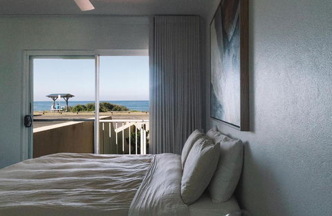 BAY PROPERTIES . Ocean Sounds - Phillip Island Accommodation 4