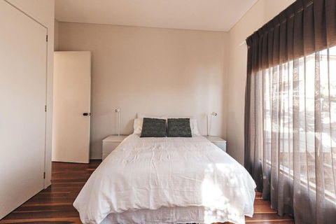 BAY PROPERTIES . The Big Chill - Phillip Island Accommodation 4